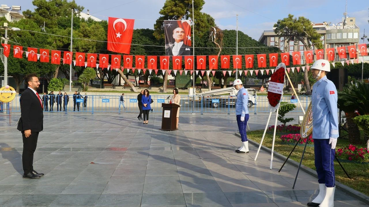KKTC'nin 41. kuruluş yıl dönümü Antalya'da kutlandı
