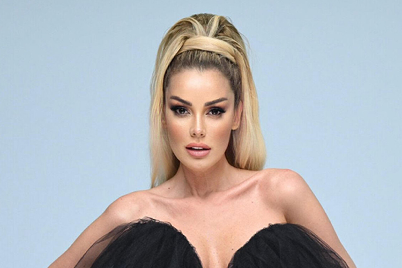 Petek Dinçöz'ün Sezen Aksu hayranlığı