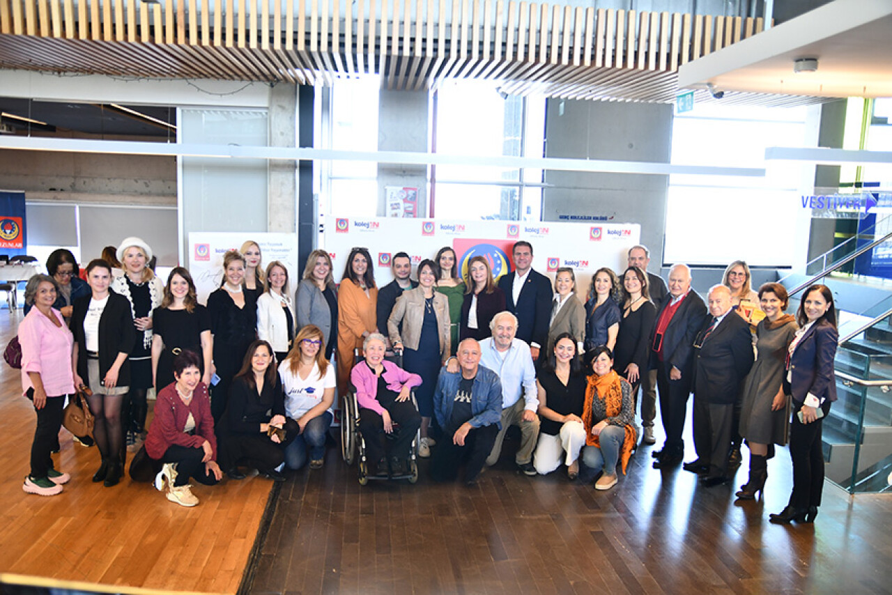 Kolejli Yazarlar Yapıncak Gürerk Anısına Bir Araya Geldi