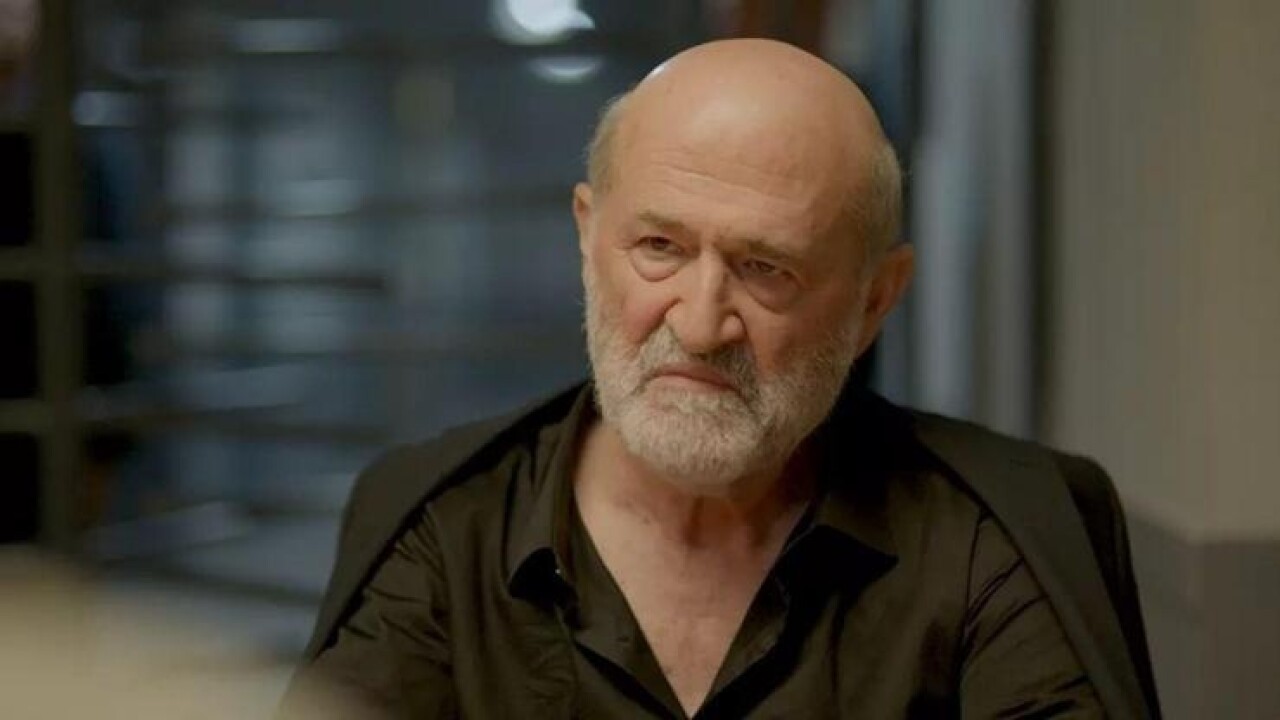 Uzak Şehir Ecmel Kimdir? Gerçek Adı Ne? Nereli, Kaç Yaşında, Evli mi, Oynadığı Diziler!