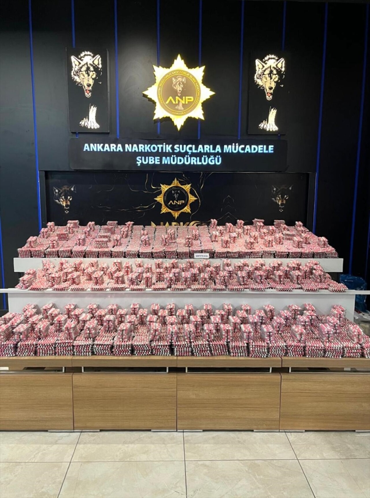 Ankara'da 105 bin 560 sentetik uyuşturucu ele geçirildi, 2 zanlı tutuklandı