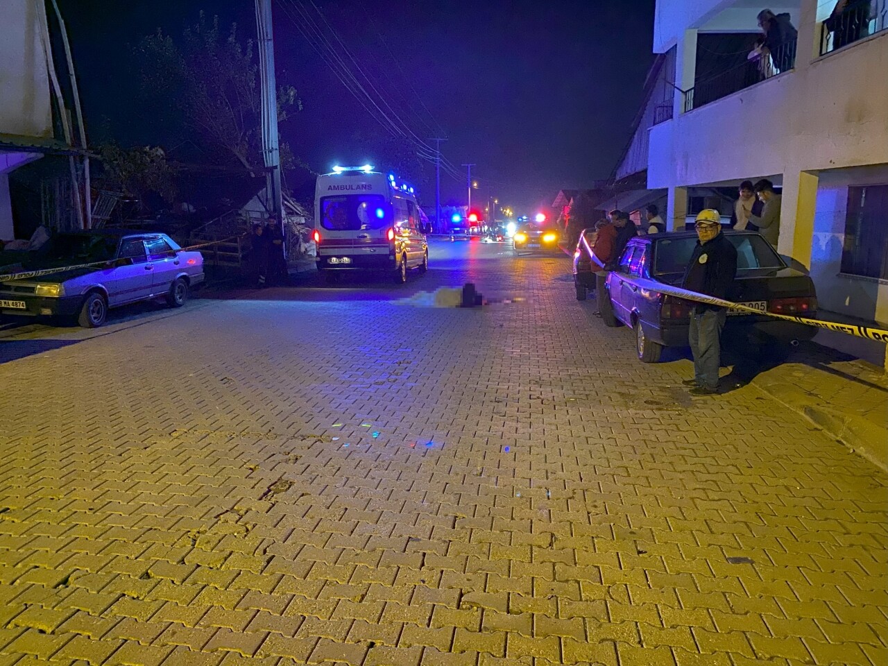 Muğla'da refüje çarpan motosikletin sürücüsü öldü