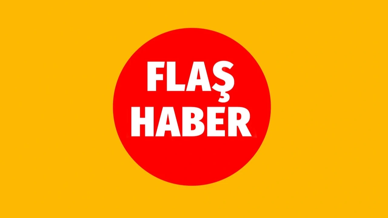 İstanbul TEM otoyolunda okul servisi devrildi! Yaralılar var...