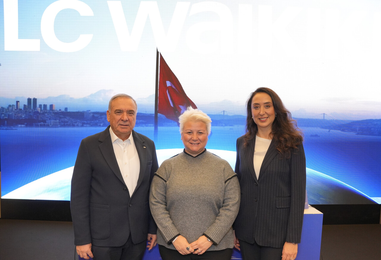 LC Waikiki Global Arenadaki 15. Yılını Kutluyor