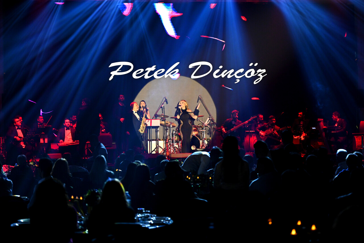 Petek Dinçöz idolünü açıkladı