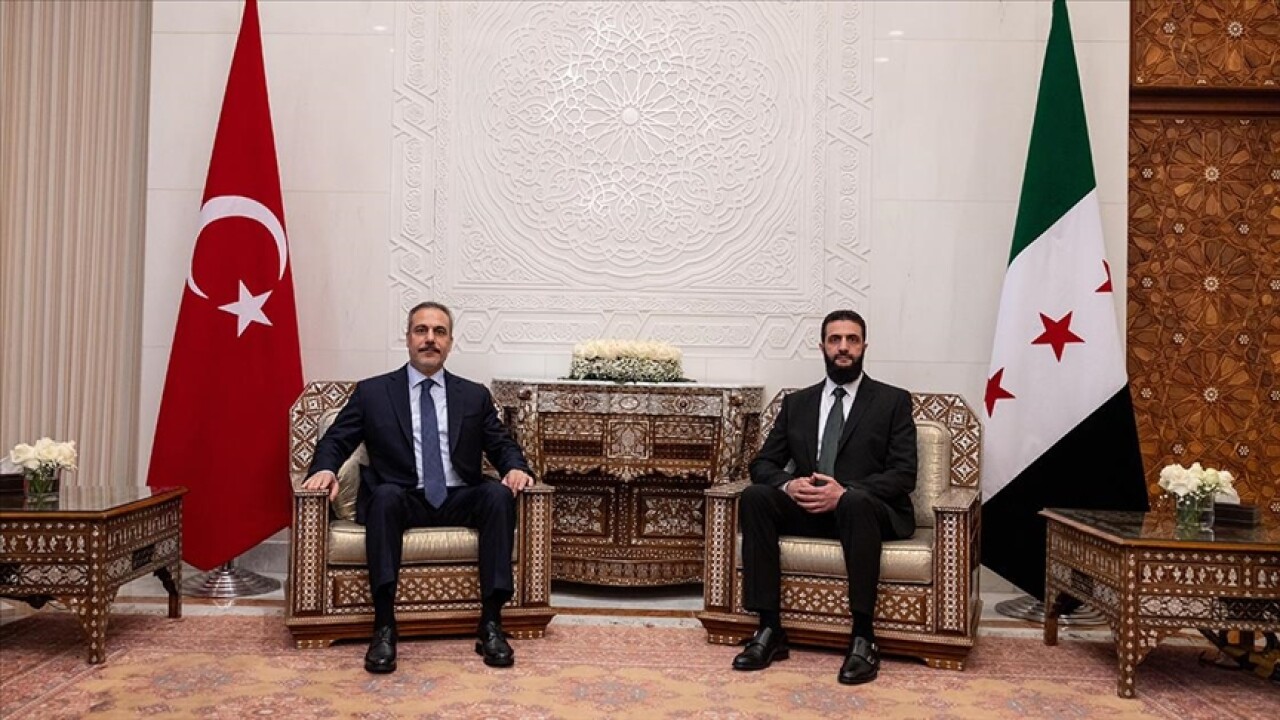 Dışişleri Bakanı Hakan Fidan, Suriye lideri Ahmed Şera ile ortak açıklama yaptı