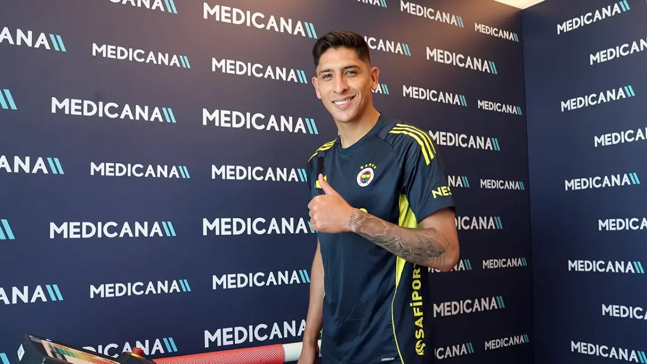 Edson Alvarez Trabzonspor maçında oynayacak mı? 3