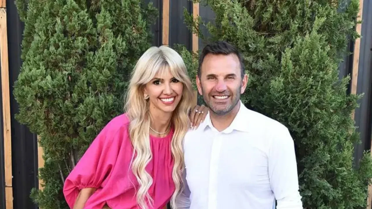 Eski eşler Okan Buruk ve Nihan Akkuş el ele! 1