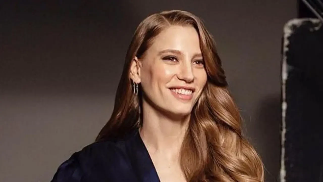 Serenay Sarıkaya İngilizce röportajıyla gündemde! 4