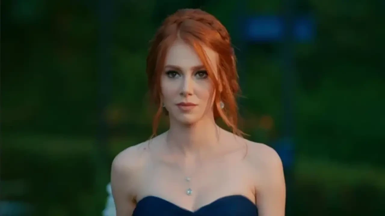 Ünlü oyuncu şokta: Elçin Sangu’ya mahkemeden ret: 1