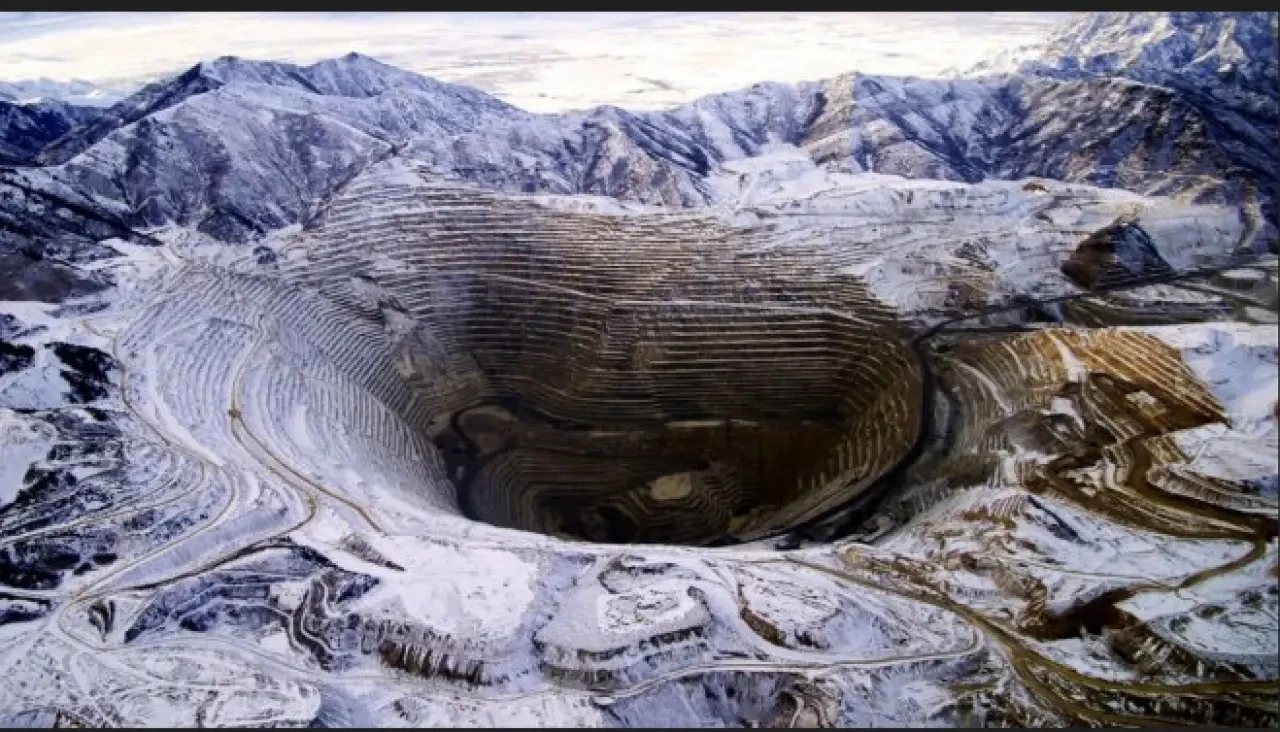 Dünya Tarihinde Görülmüş En İlginç Madenler: Yer Altının Büyüleyici Görselleri 10