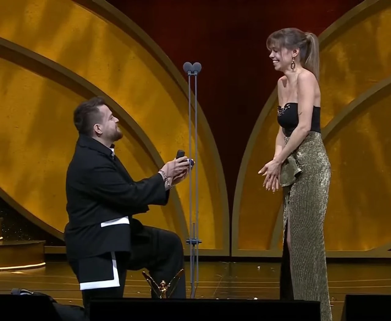 Alper Rende kimdir, kaç yaşında, aslen nereli, boyu? İşte biyografisi hakkında merak edilenler