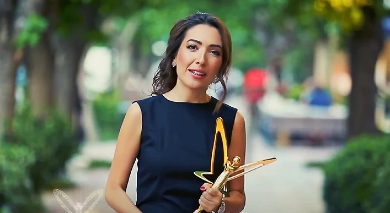 Bahar Dizisi Senaristi Deniz Akçay Kimdir? Kaç Yaşında, Nereli, Dizileri?