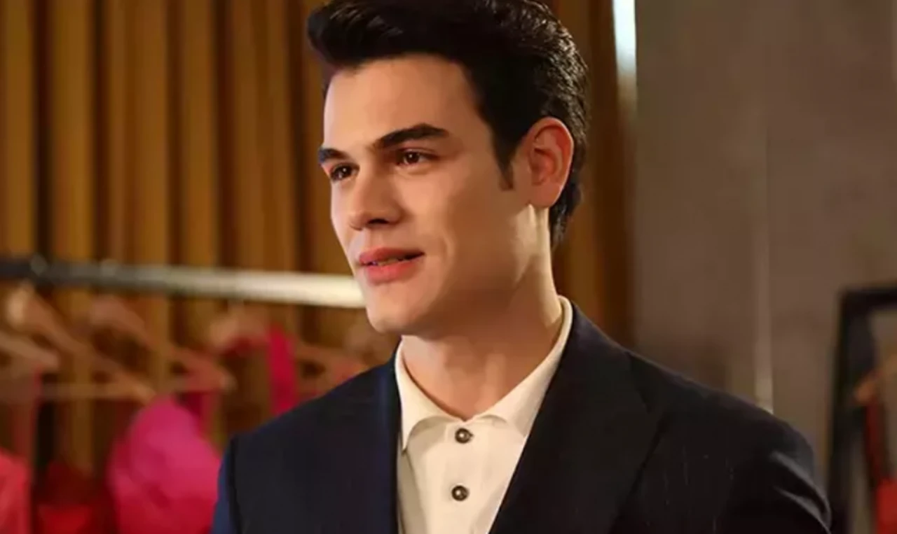 Zembilli Dizisi Atakan Hoşgören Kimdir, Kaç Yaşında, Nereli, Nasıl Ünlü Oldu?