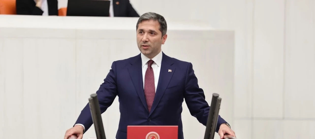 Zafer Sırakaya Suriye'yi Ziyaret Ediyor: İdlib, Halep, Hama ve Şam'da Önemli Temaslar