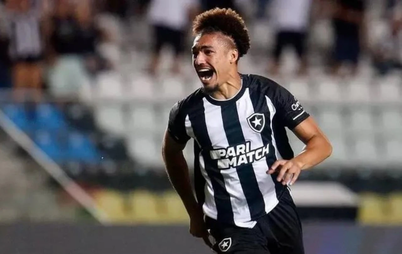 Trabzonspor’un Hedefinde Brezilyalı Yıldız Var! Adryelson Bombası