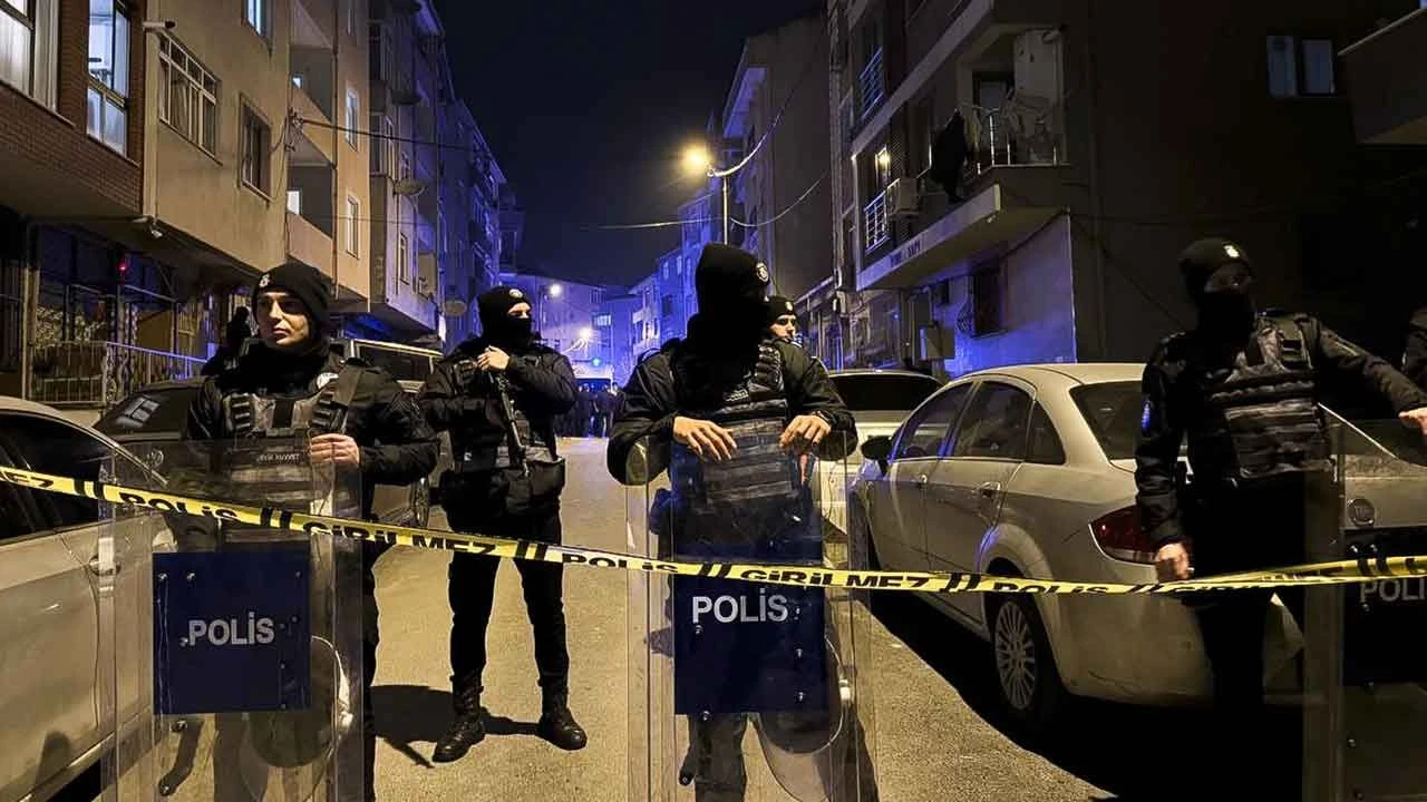 Eyüpsultan’da katliam: Aynı aileden 4 kişi silahla öldürüldü