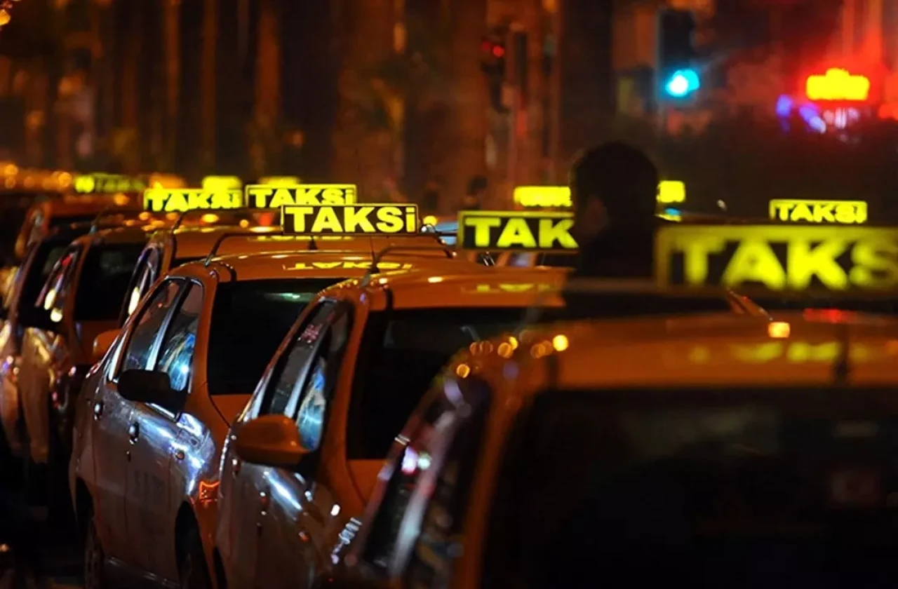 Taksilerde Yeni Dönem Başlıyor! TÜVTÜRK’ten Zorunlu Kamera Kararı!