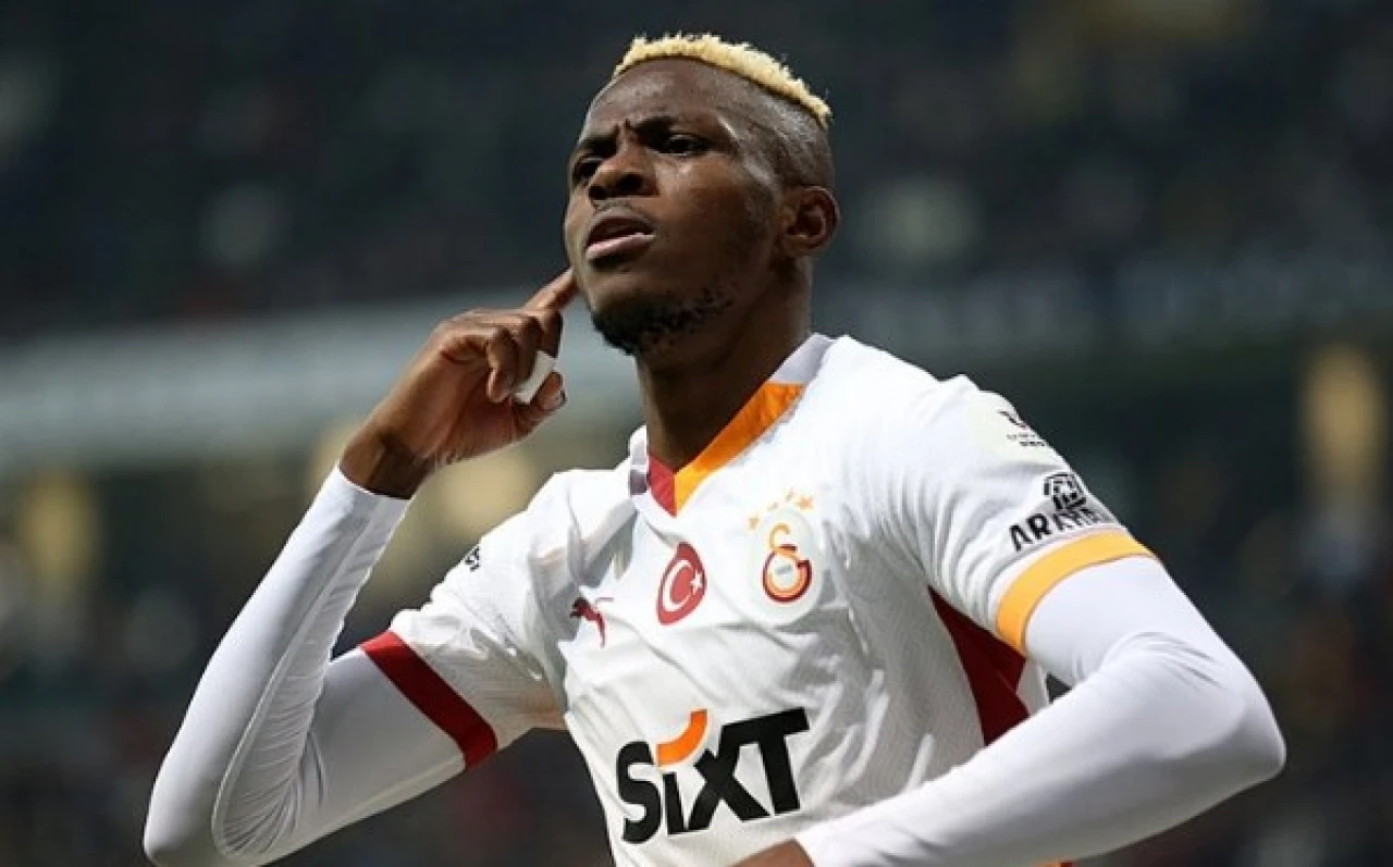 Victor Osimhen Galatasaray’da Kalıyor! Manchester United’ın Dev Teklifine Ret