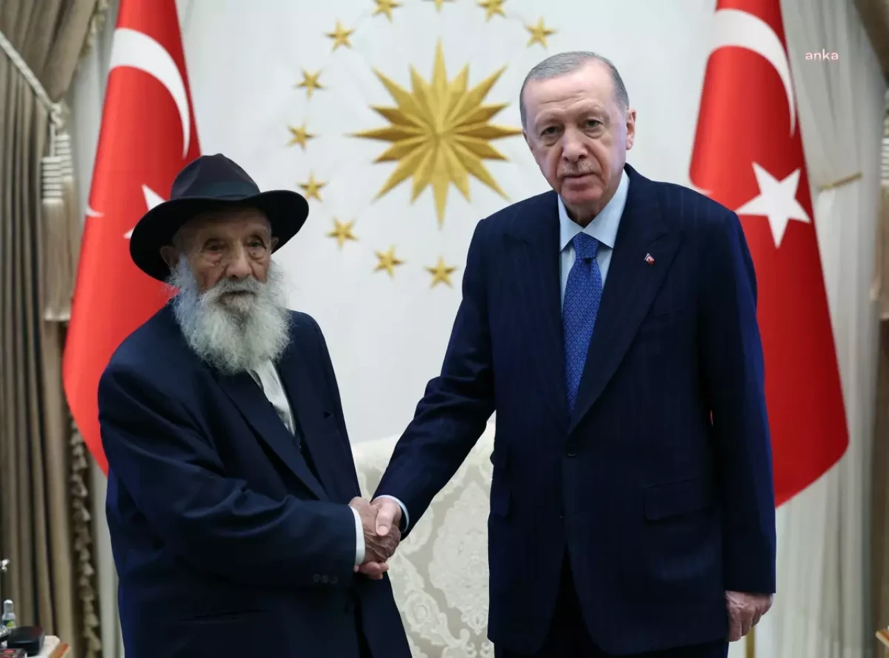 Alevi dedesi Ahmet Uğurlu Cumhurbaşkanı Erdoğan ile Görüşmesini Anlattı!