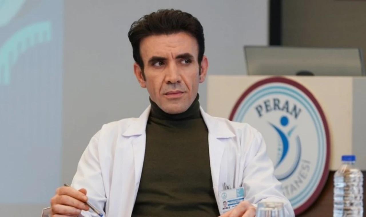 Bahar Dizisinin Timur'u Kim ile Evli? Mehmet Yılmaz Ak’ın Eşi Kim? Sevgilisi Var mı?