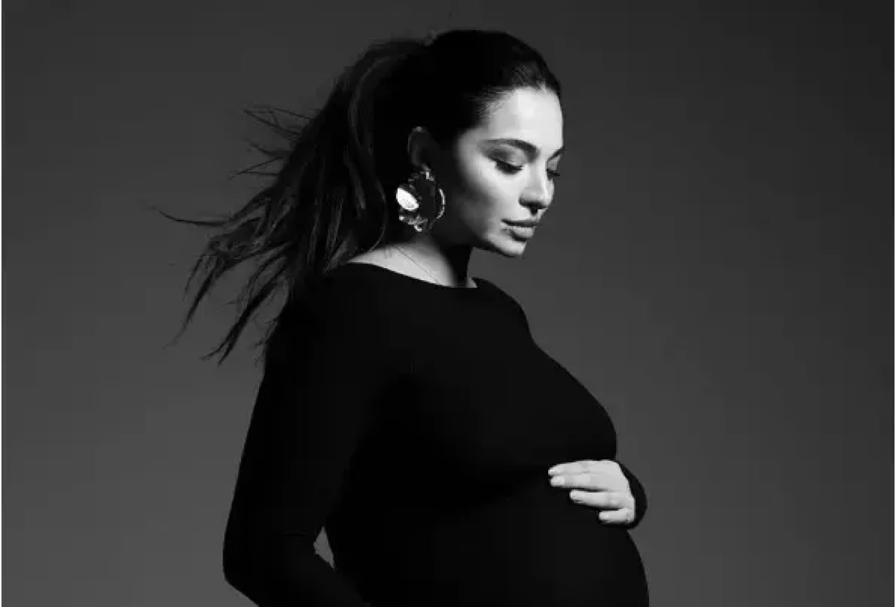 Melisa Aslı Pamuk Kiminle Evli, Eşi Kim, Kaç Aylık Hamile, Bebeğinin Cinsiyeti!