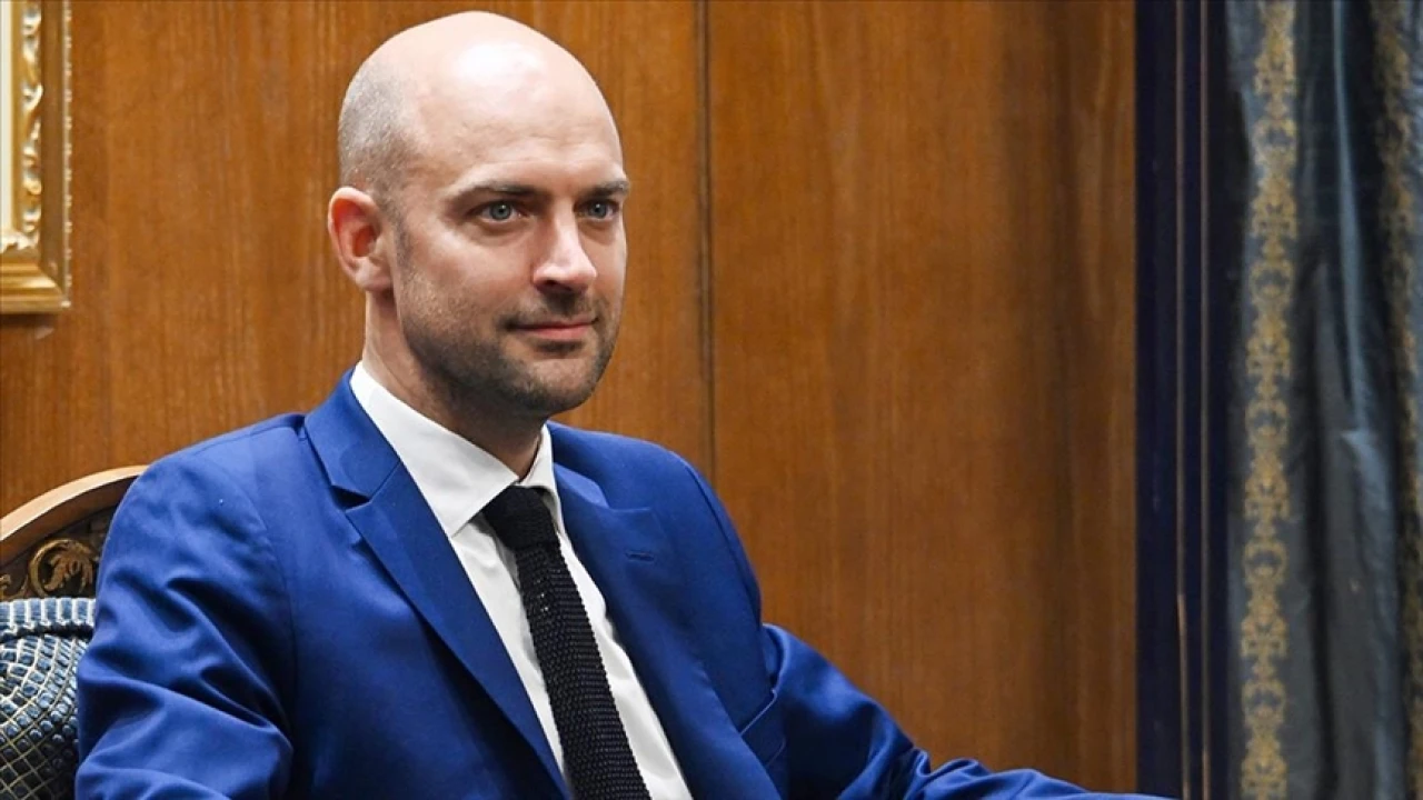 AB, Suriye’ye Yaptırımları Askeri Geçiş İçin Askıya Alabilir!