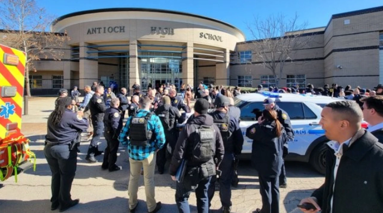 ABD’de liseye silahlı saldırı: 2 öğrenci öldü