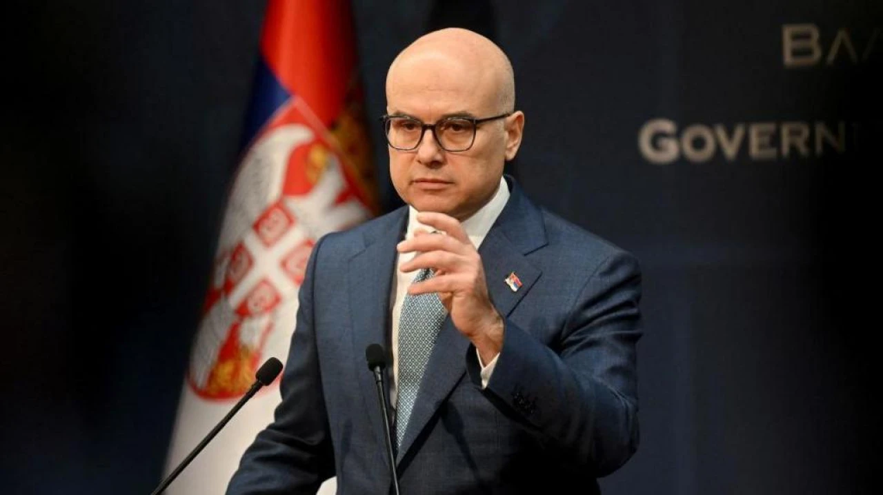 Sırbistan'da Siyasi Kriz: Novi Sad Tren Kazası Sonrası Sırbistan Başbakanı Milos Vucevic İstifa Etti!