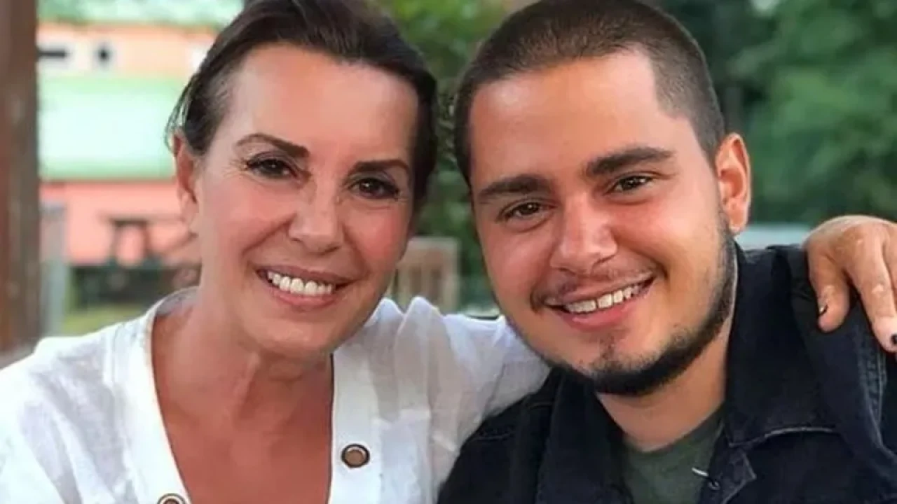 Perihan Savaş’ın Oğlu Savaş Zafer Biyografisi, Kimdir? Kaç Yaşında, Ne İş Yapıyor, Evli mi?