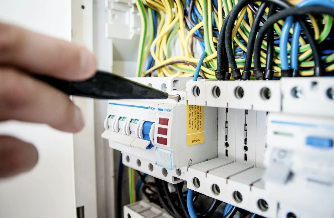 Yangın tehlikesine karşı elektrik tesisatına dikkat!