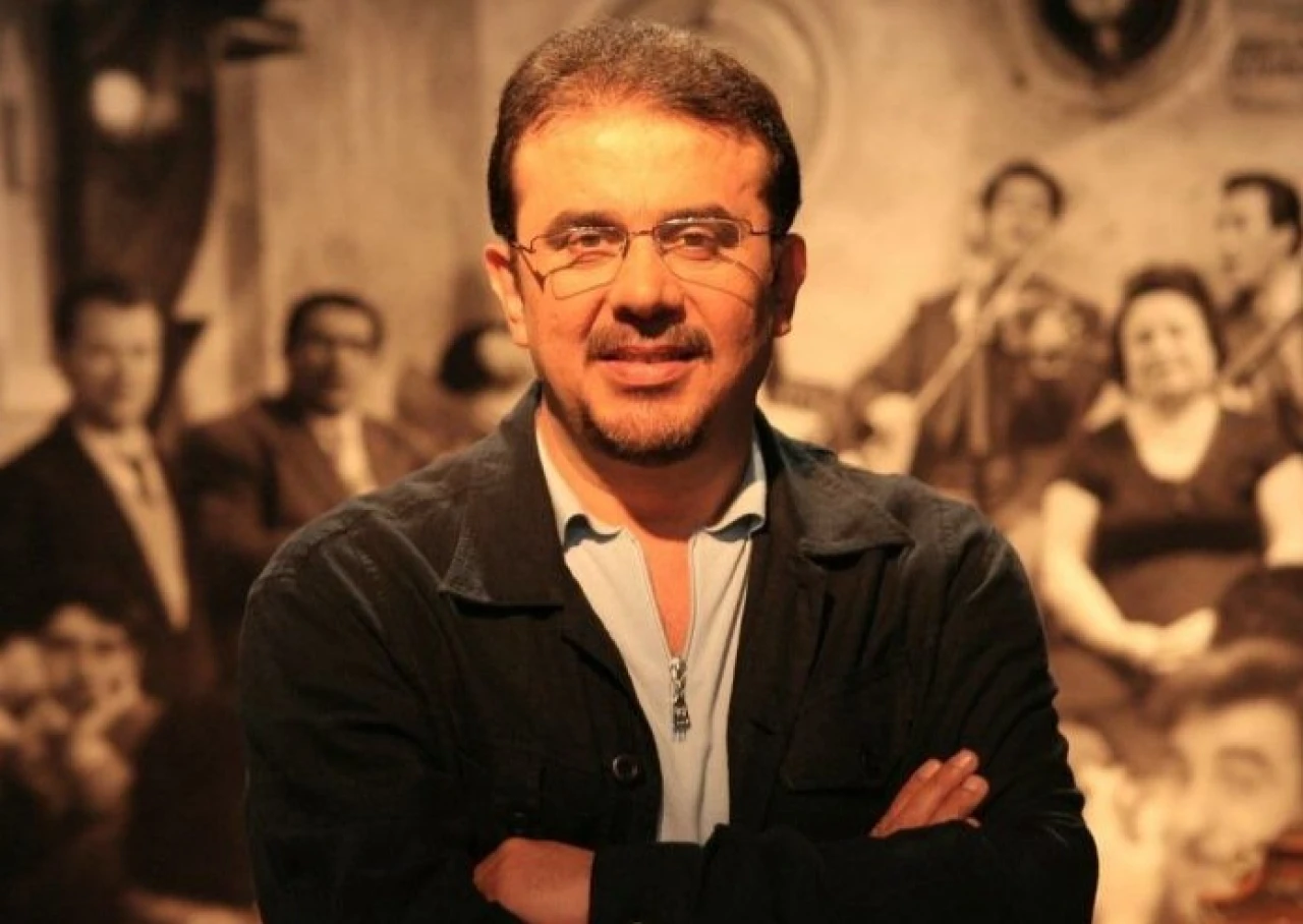 Nebil Özgentürk Kimdir, Nereli, Kaç Yaşında, Evli Mi, Ne İş Yapıyor? Kariyeri ve Hayatı