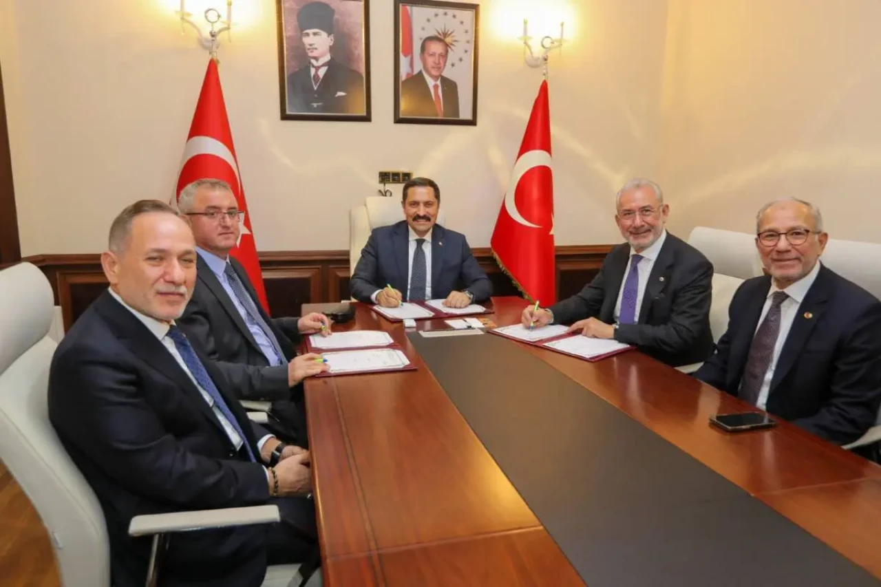 Tosyalı Holding’den Hatay’a Eğitim Yatırımı: İskenderun’a Yeni Bir Mesleki Lise Geliyor