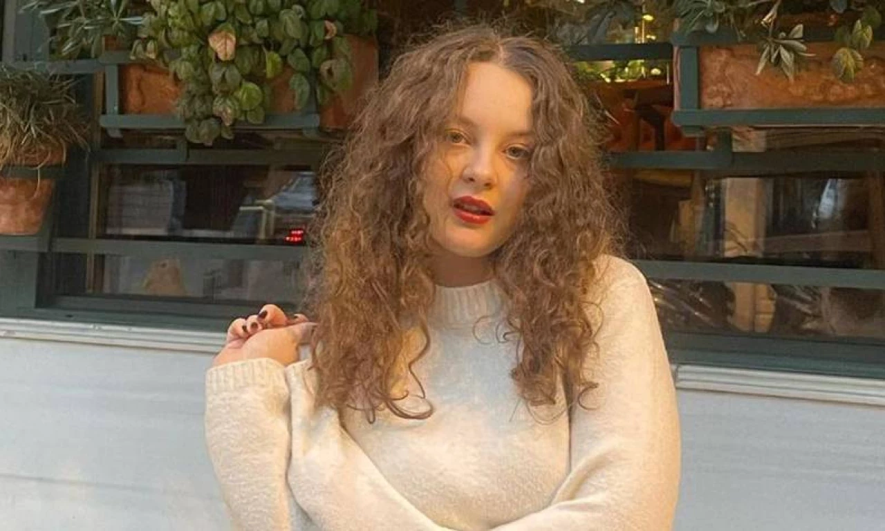 Başka Bir Gün Dizisinin Deniz’i Merve Ateş Kimdir? Kaç Yaşında ve Nereli?