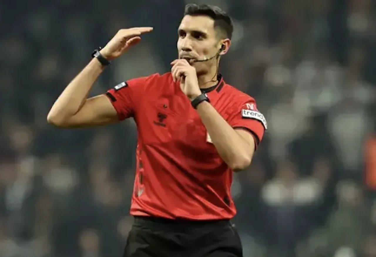 Hakem Alper Akarsu Kimdir, Nereli, Kaç Yaşında, Hangi Takımı Tutuyor? Hakemlik Kariyeri!