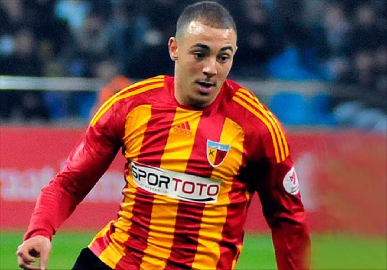 Nordin Amrabat Kimdir, Kaç Yaşında, Nereli, Hangi Takımlarda Forma Giydi?
