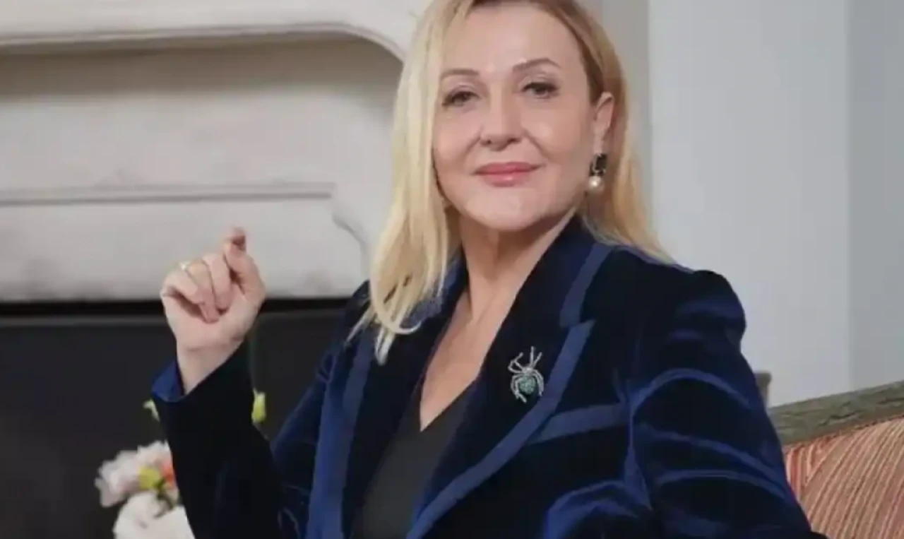 Bahar Dizisi Leyla Hala Kimdir? Gerçek Adı, Kaç Yaşında, Hayatı ve Kariyeri!