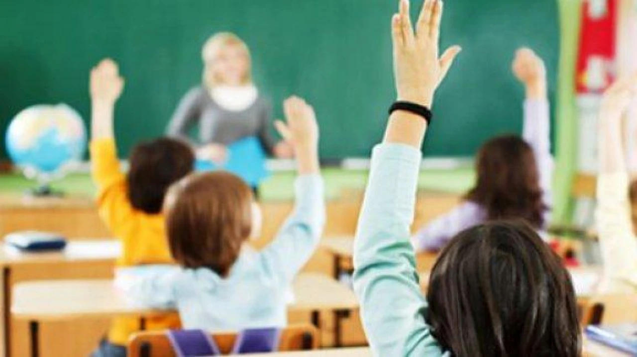 17 Ocak Bugün Okulda Yoklama Alınır mı, Ders İşlenecek mi? Son Hafta Derslere Devam Edilecek mi?