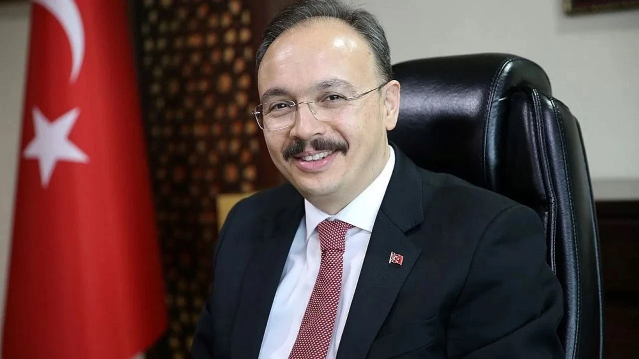 Siirt Belediyesi Kayyum Ataması Vali Kemal Kızılkaya Kimdir? Aslen Nereli, Kaç Yaşında, Kariyeri ve Görevleri