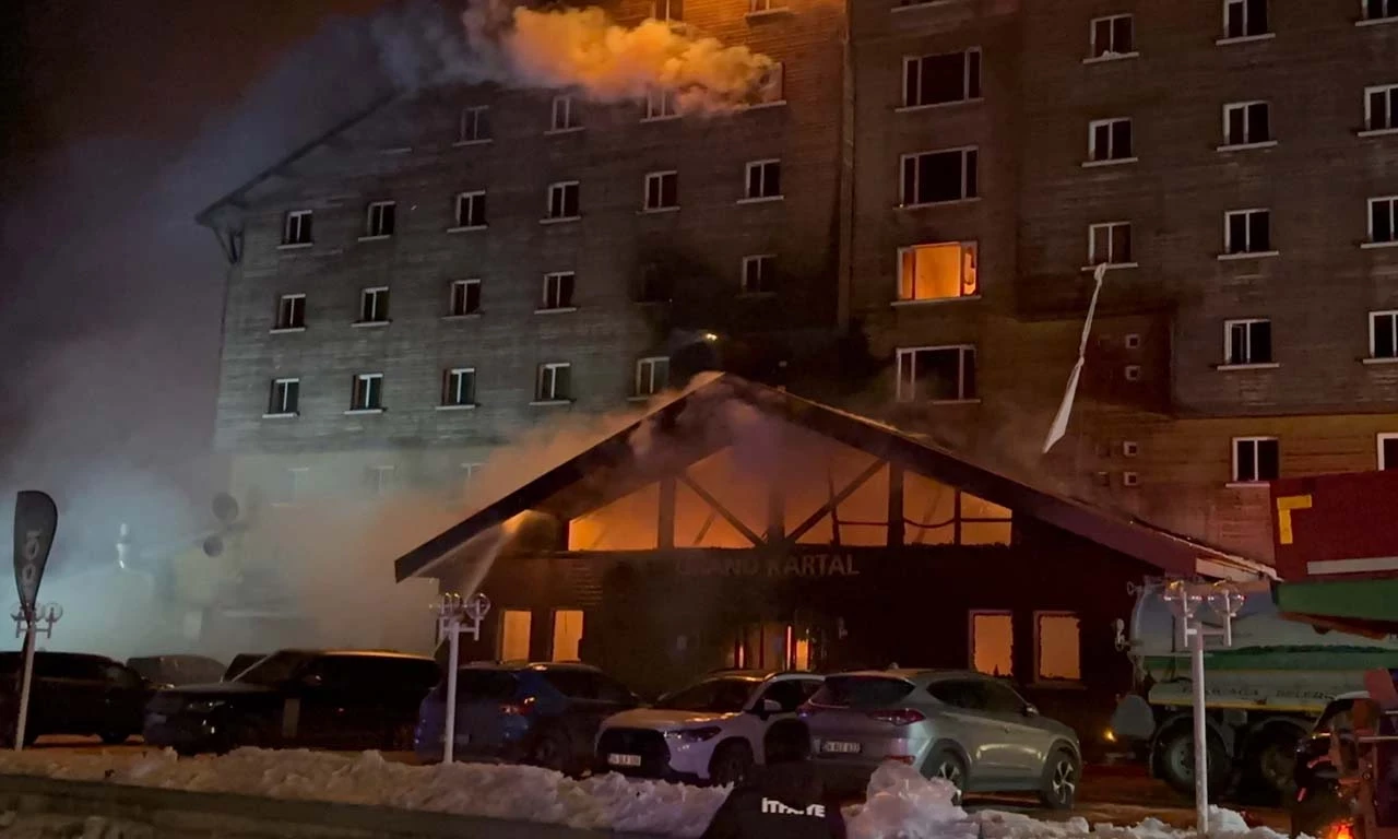 Grand Kartal Otel Sahibi Kimdir? Halit Ergül Kimdir, Kaç Yaşında, Aslen Nereli?