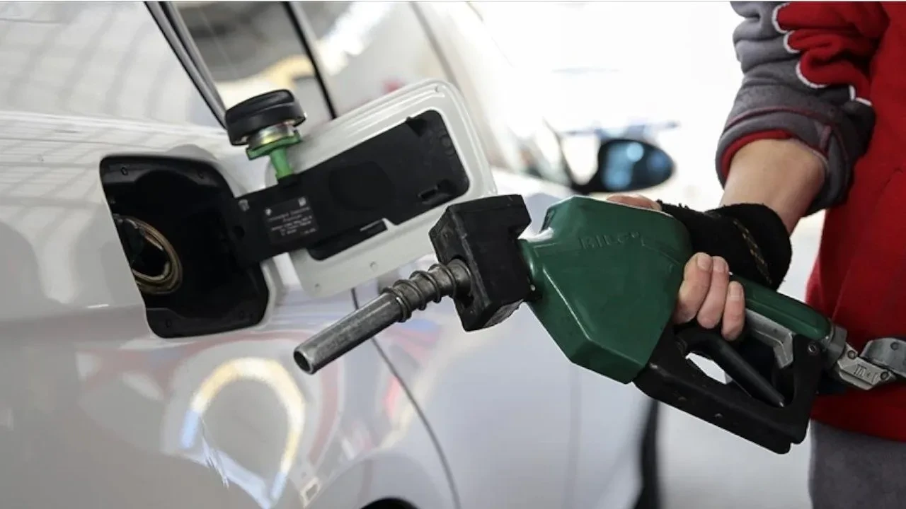 Brent Petrol Dalgalanması ve ÖTV Artışı! 20 Ocak Benzin, Mazot ve LPG Fiyatları Açıklandı!