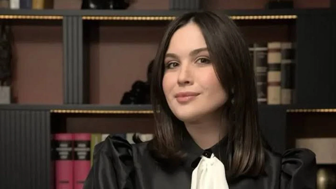 Elif Engin Kimdir, Kimin Kızı, Kimle Nişanlandı, Evliliği Ne Zaman?