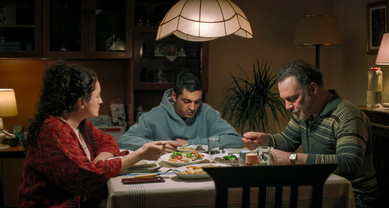 ALİ VATANSEVER’İN yeni filim ‘Bir Arada Yalnız’ Tallınn Back Night Film Festivali Ana Yarışmasında