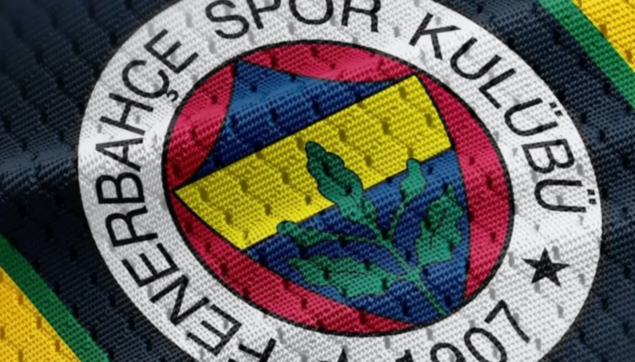 Fenerbahçe’de beklenmedik gelişme: Brezilya’dan gelen teklif ortalığı karıştırdı!