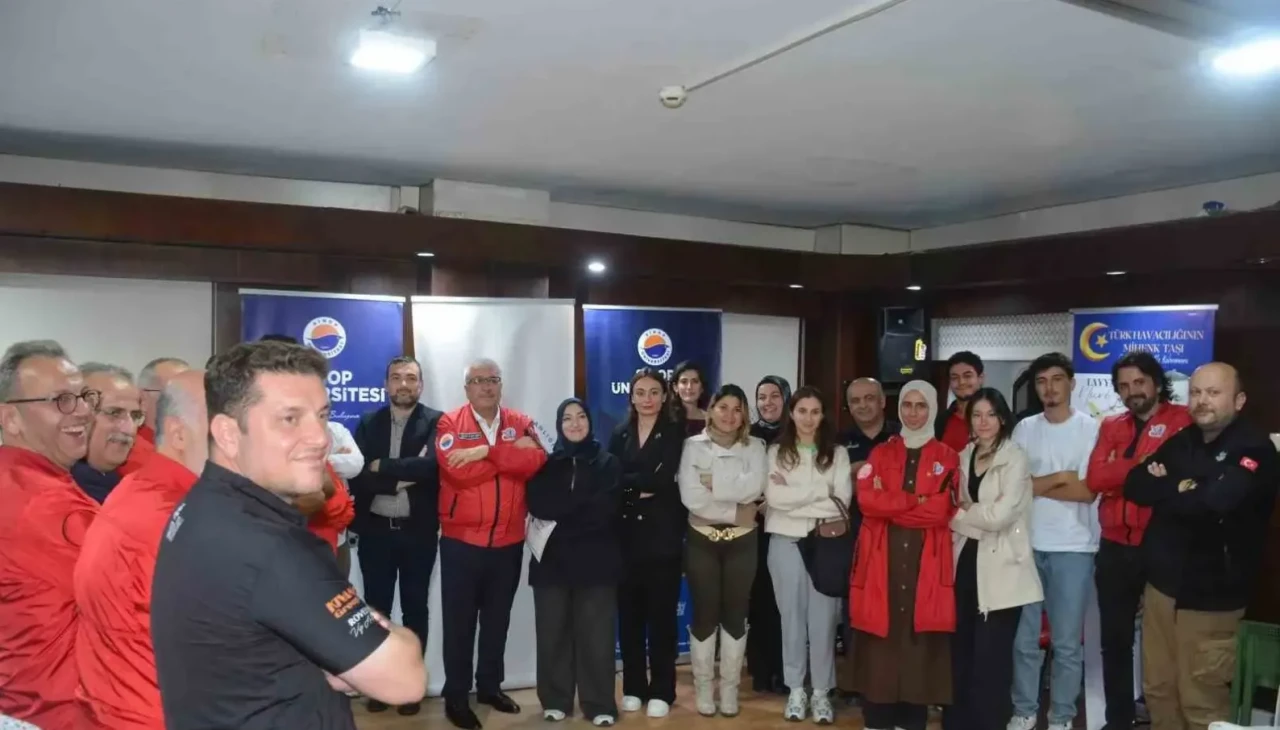 Sinop’ta TEKNOFEST izlenimleri konuşuldu: Gençler bilim ve inovasyonu paylaştı!