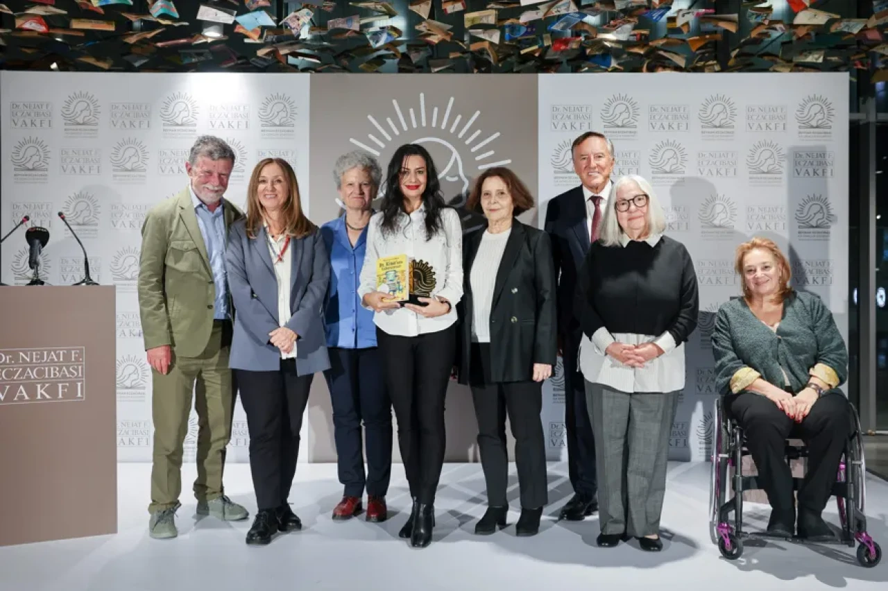 Koray Avcı Çakman, 2025 Beyhan Eczacıbaşı Ödülü’nün sahibi oldu