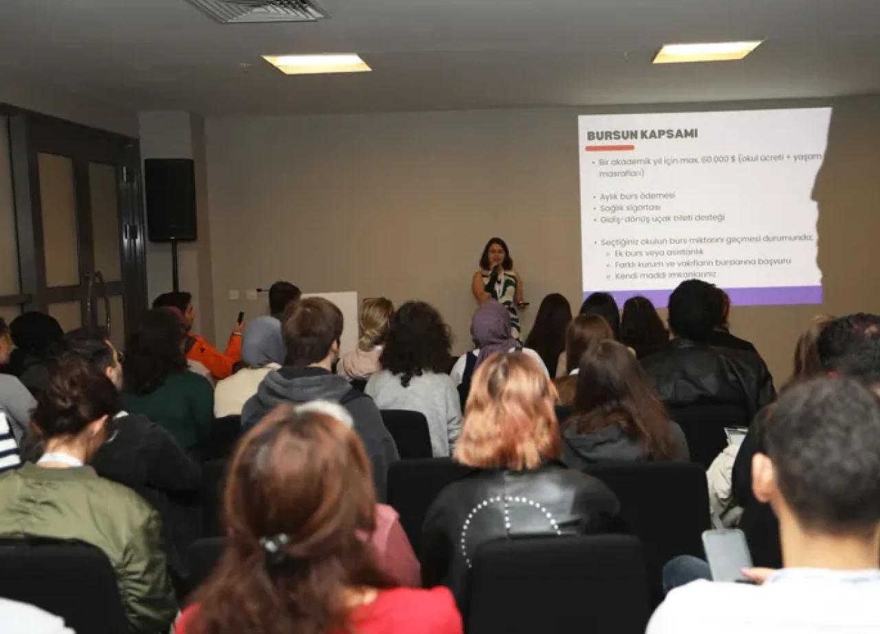 Dünyaca ünlü üniversiteler Türkiye’de seminer verecek: Akare yurtdışı eğitim fuarı başlıyor