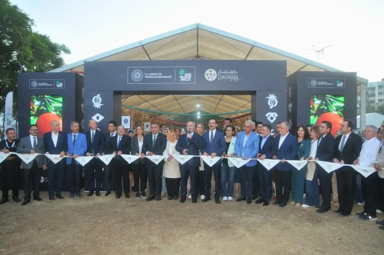 Adana’da Anadoludakiler Pazarı ziyarete açıldı