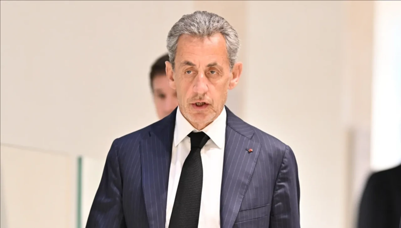 Sarkozy’ye şok: Avukatlardan “Yargıyı İtibarsızlaştırma” şikayeti