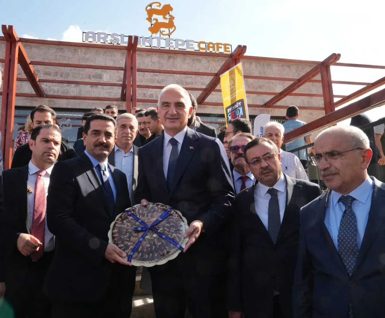 Dünya mirası Arslantepe artık daha erişilebilir: Yeni karşılama merkezi ziyarete açıldı